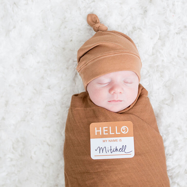 Lulujo Baby Hello World Newborn Bamboo Hat and Swaddle Blanket Set Tan