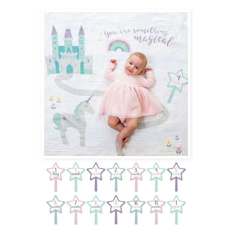 Lulujo - Baby's 1st Year - Monthly Milestone Photography Background Prop, Blanket and Cards Set - Something Magical