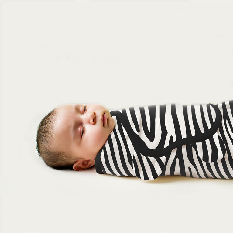 Summer Infant SwaddleMe Original Swaddle Small Zany Zebra Babies