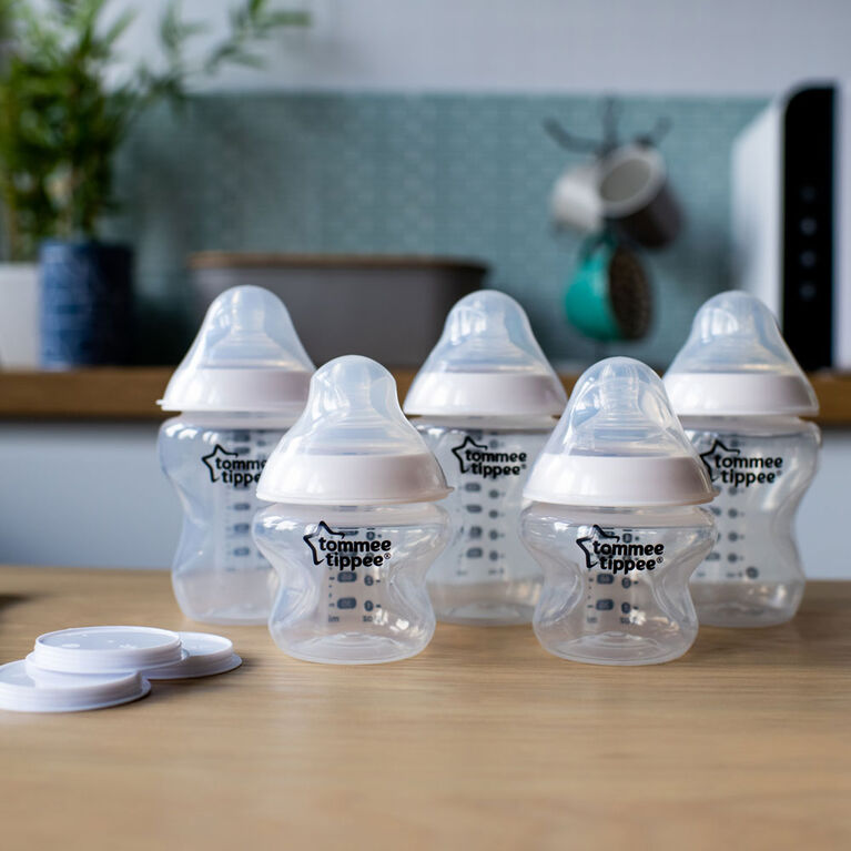 Tommee Tippee 1st Bottle Solution, Baby Bottle Gift Set | Anti-Colic, Breast-like Nipples, Travel Lids