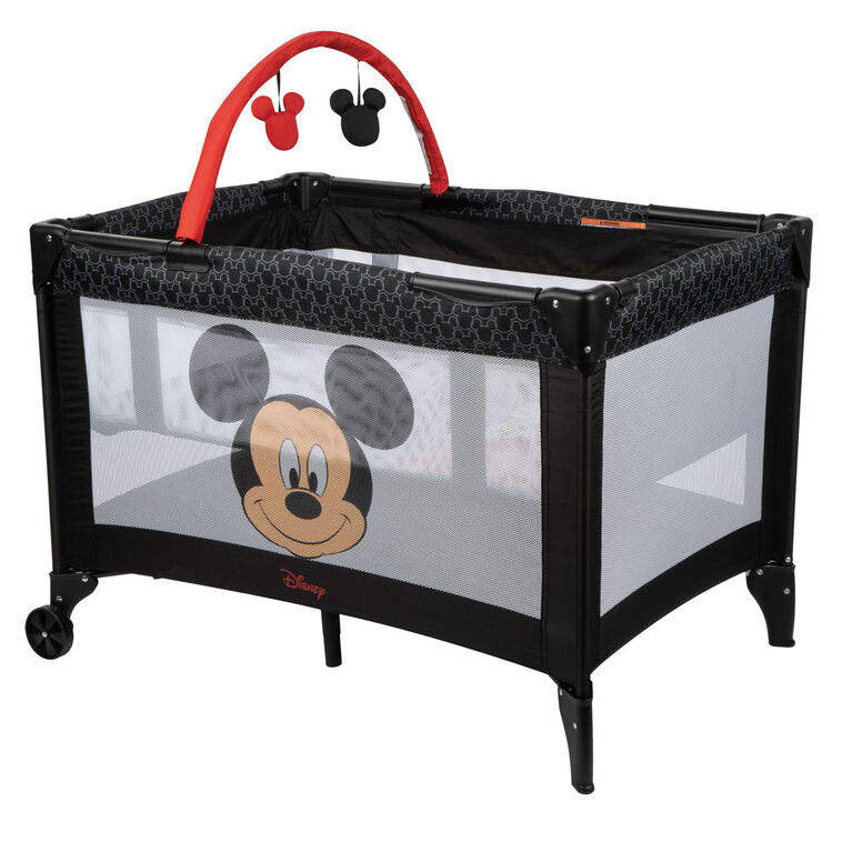 Disney Playard - Peeking Mickey