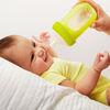 Paquet de 3 biberons avec poche en silicone de Boon Nursh 236 ml - bleu et vert.