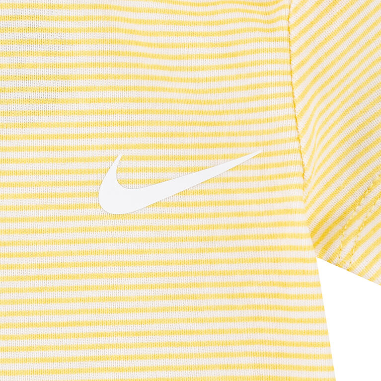 Nike 3 Piece Set - Yellow