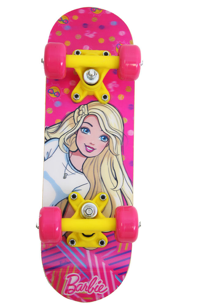 Barbie skateboarder shop