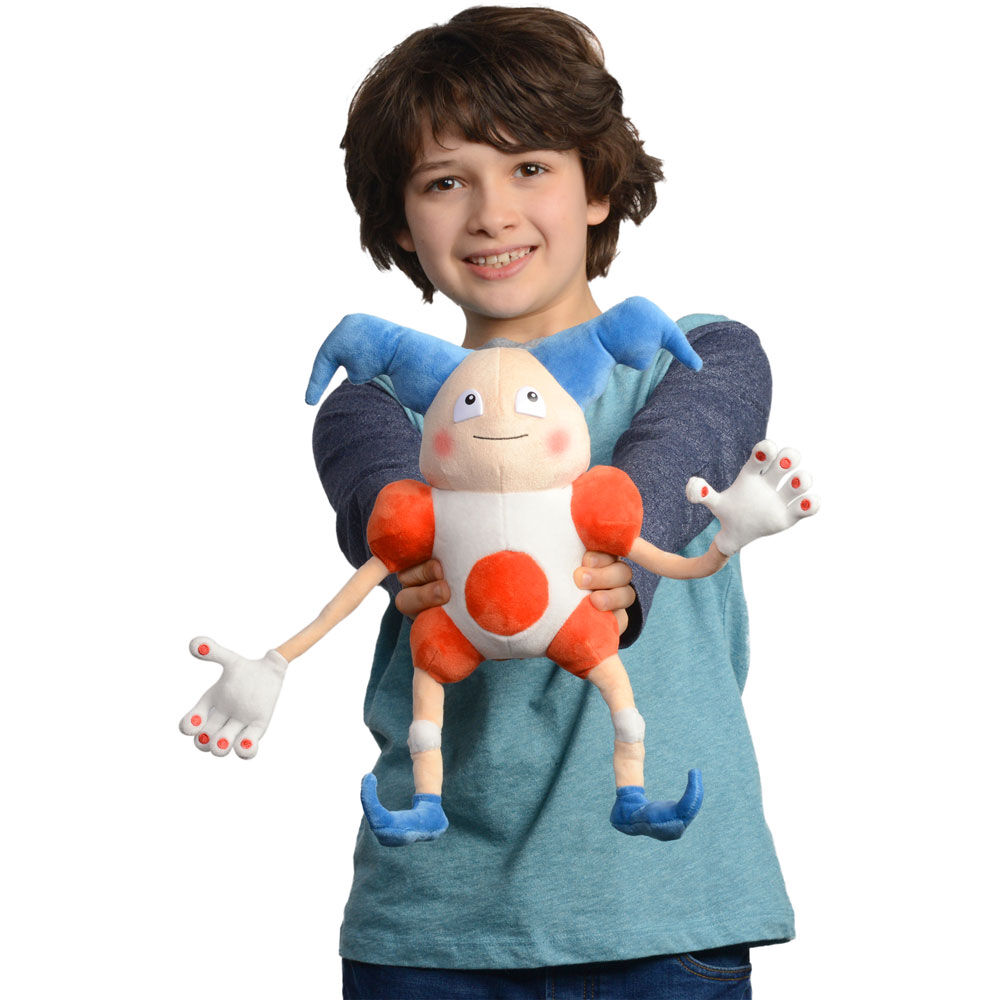 Detective pikachu poseable plush hotsell