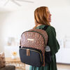 Petunia Pickle Bottom - District Backpack 5 Piece Set in Leopard - Sac à langer en similicuir