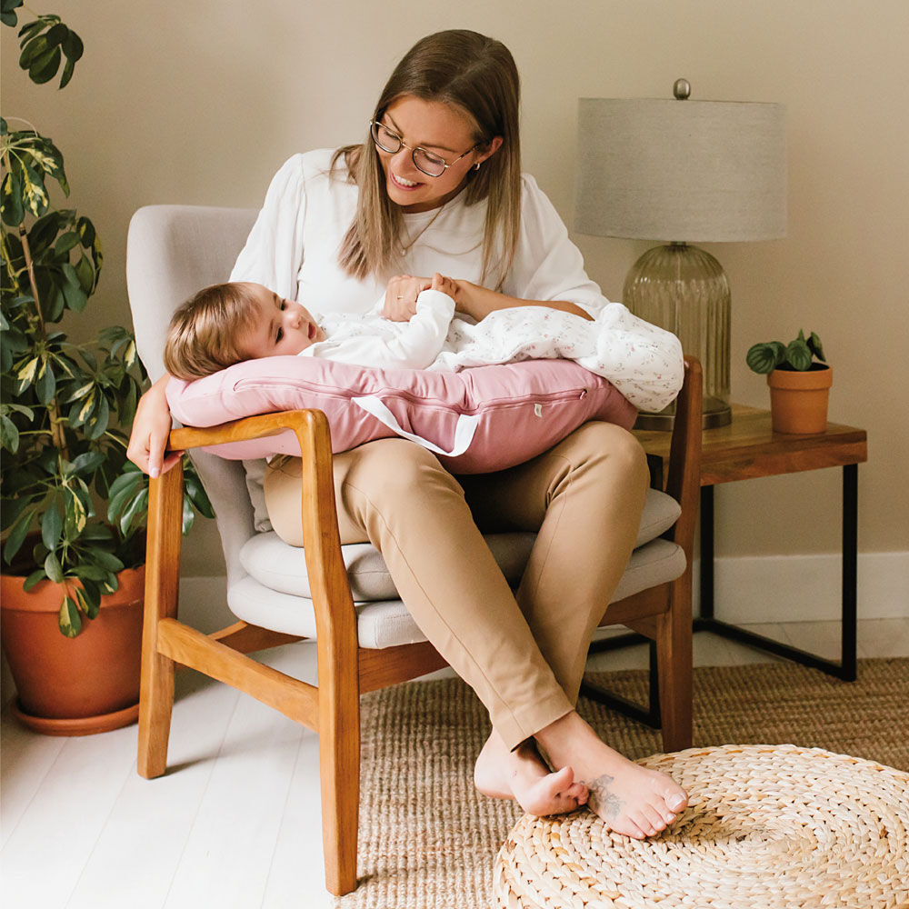 Perlimpinpin Bamboo nursing pillow LOTUS Babies R Us Canada