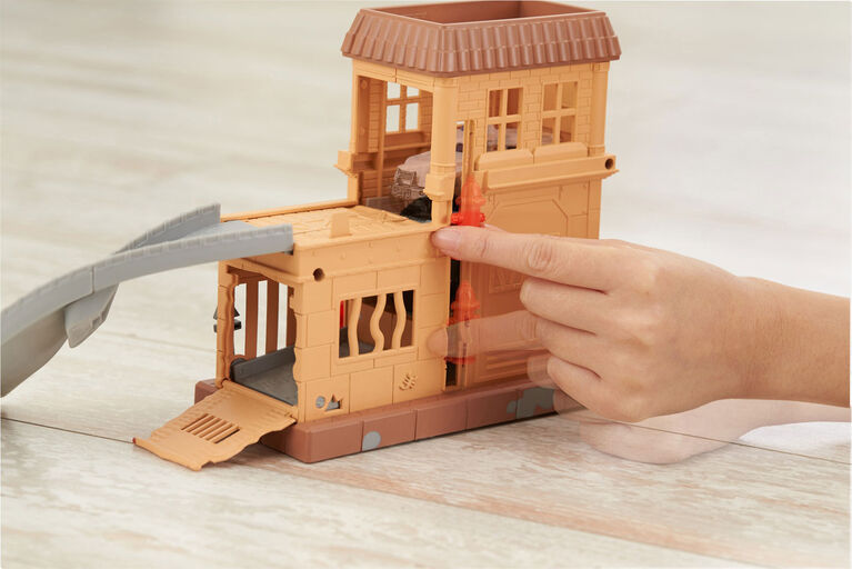 Matchbox Bank Robbery Playset - R Exclusive