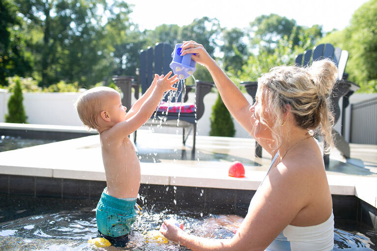 Dr. Brown's - Pour and Roar Watering Toy