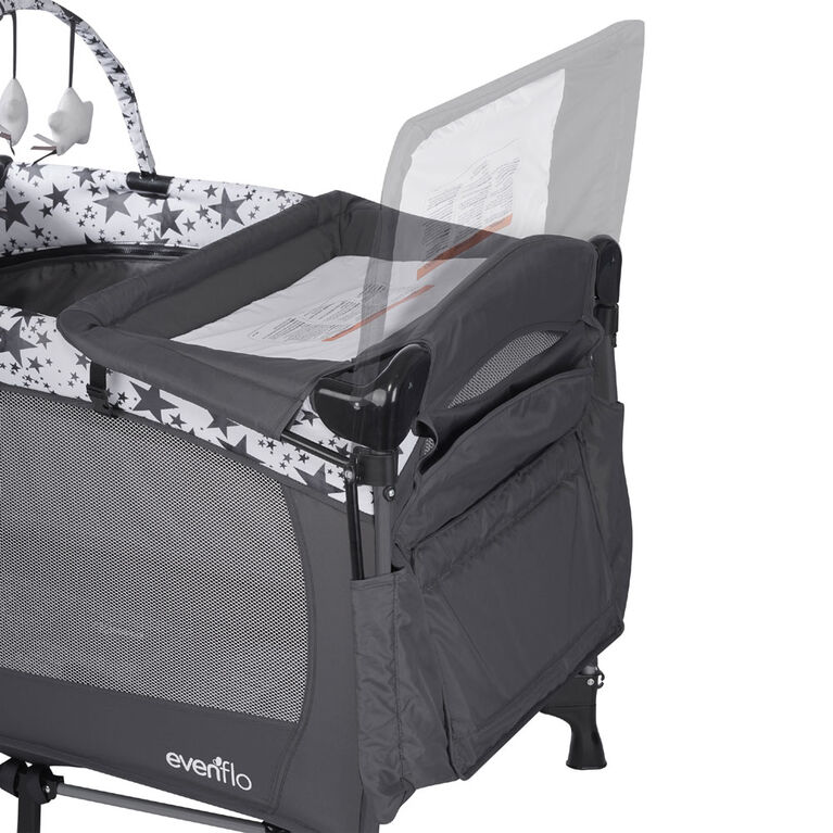 Evenflo Portable BabySuite Deluxe, Pop Star