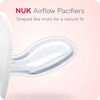 Sucettes NUK Airflow Glow-in-the-Dark, 0-6 mois, paquet de 2, couleurs variées