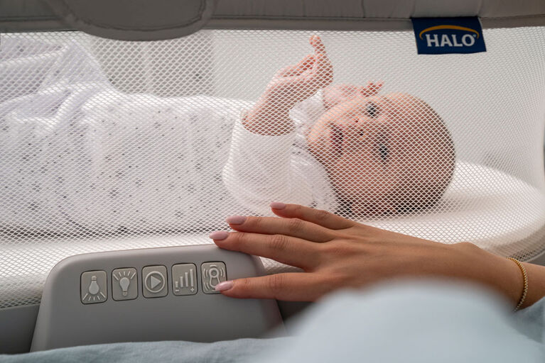 Bassinest 3.0 Soothing Swivel Sleeper