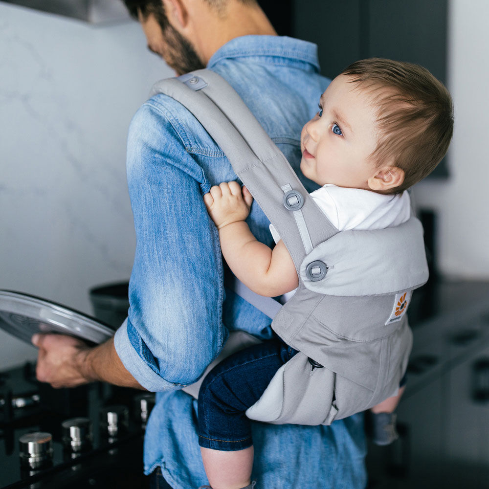 ergo baby carrier back carry