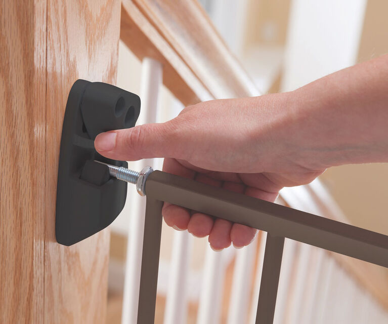 Safety 1st Top of Stairs Metal Gate | Babies R Us Canada Safety 1St Top Of Stairs Metal Gate | Babies R Us Canada