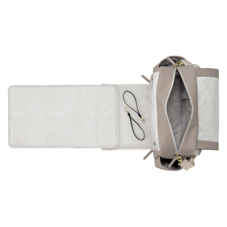 Petunia Pickle Bottom - SAC &Agrave; DOS BOXY DELUXE - SABLE CABLE STITCH