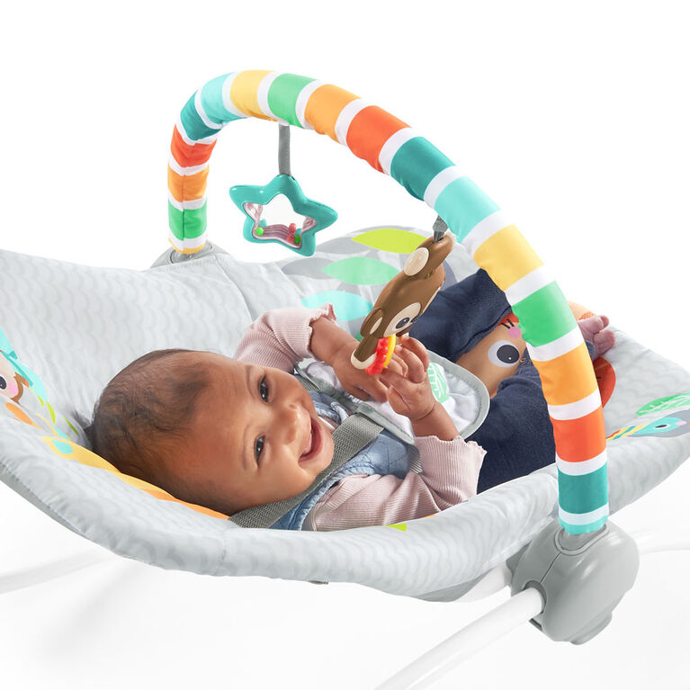 Transat aux vibrations apaisantes Safari Blast Infant to Toddler Rocker