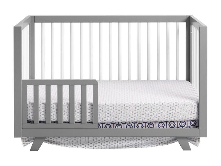 Visby 3-In-1 Gray/White Crib