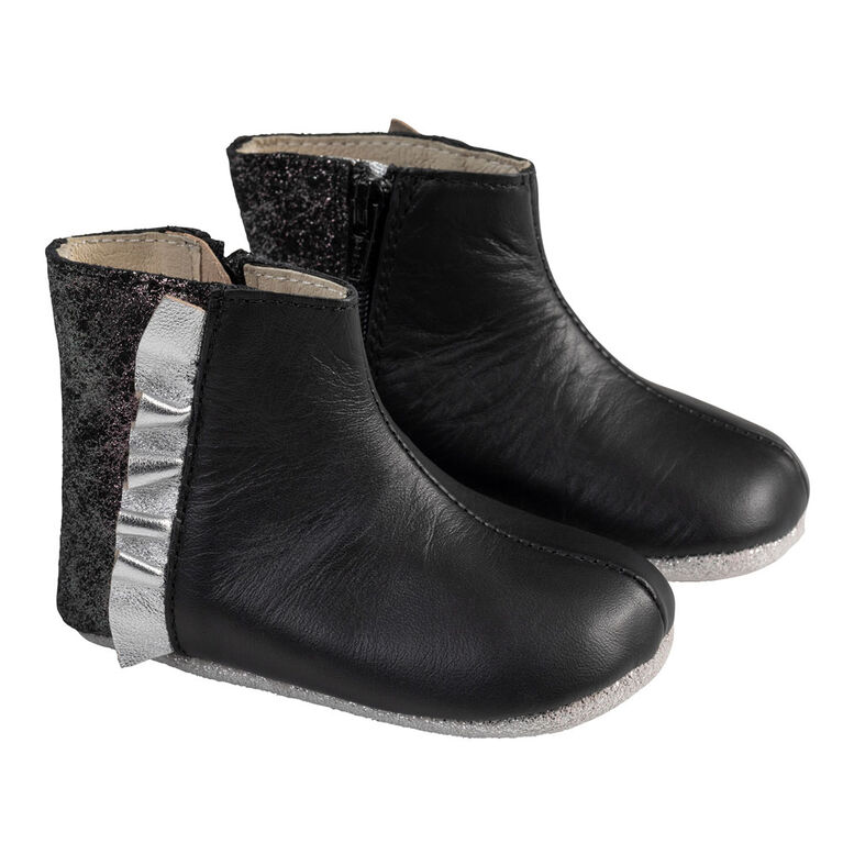 Robeez - First Kicks Black 12-18M