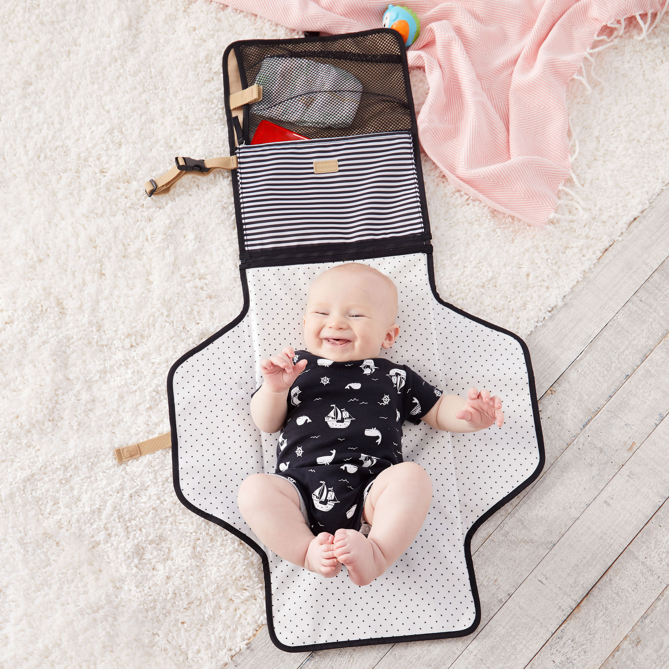 skip hop baby swing