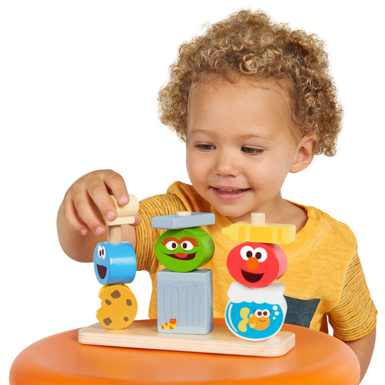 Mix & Match Sesame Street Friends Wooden Stacking Toy