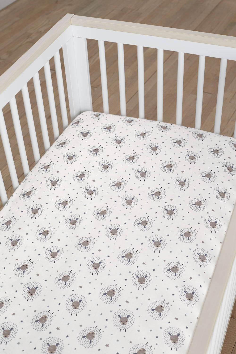 Counting sheep store cot bedding