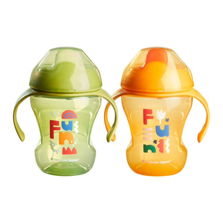 Tommee Tippee Sippee Trainer Cup with Handles, Assorted Designs (8oz, 7m+, 2 Count)