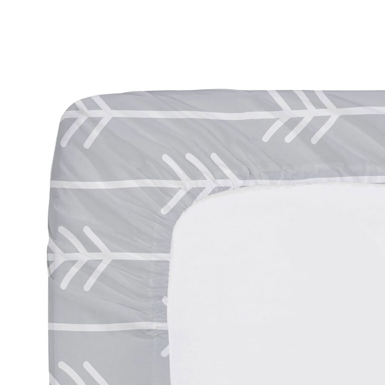 Kushies Flannel Playard Sheet - Grey Arrows