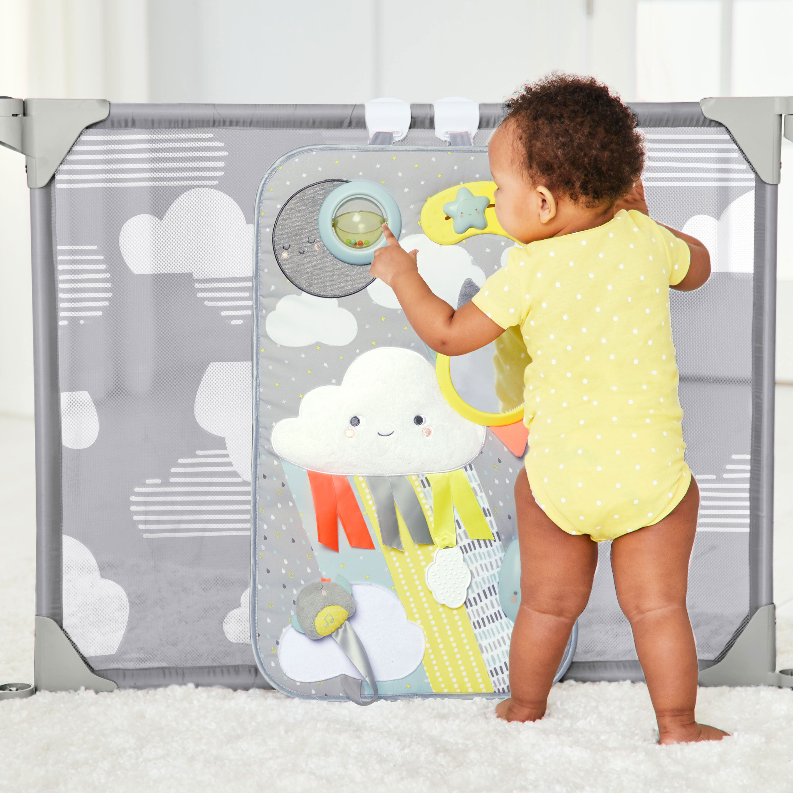 Skip hop play yard clearance