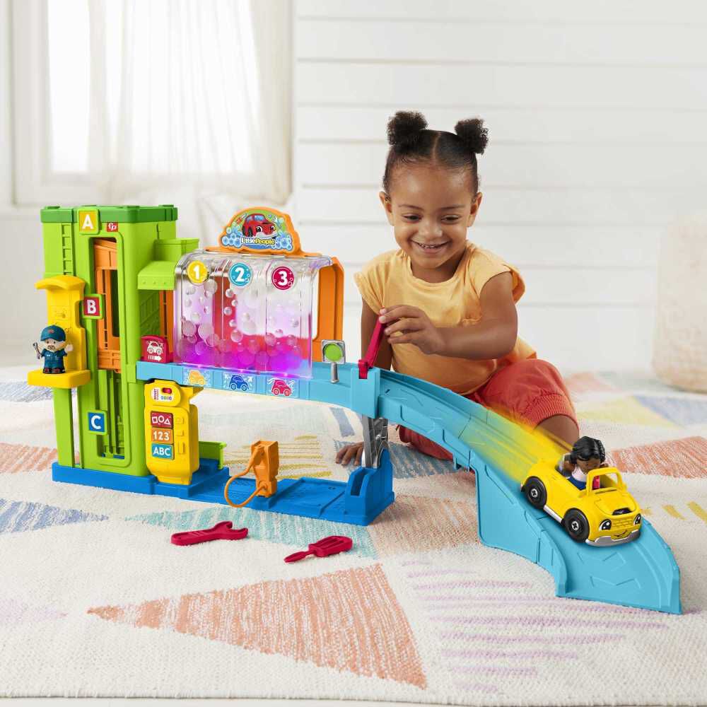 Fisher price play family garage online