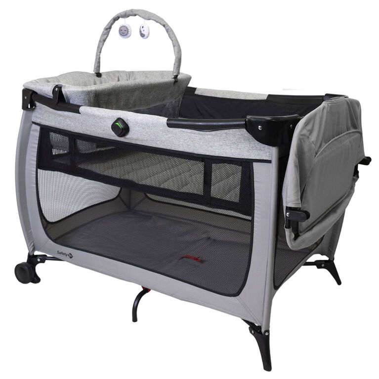 Parc Safe Stages de Safety 1st avec technologie Comfort Cool