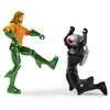 DC Comics, Coffret de 2 figurines articulées AQUAMAN vs. BLACK MANTA de 10 cm avec 6 accessoires mystère, Aventure 1