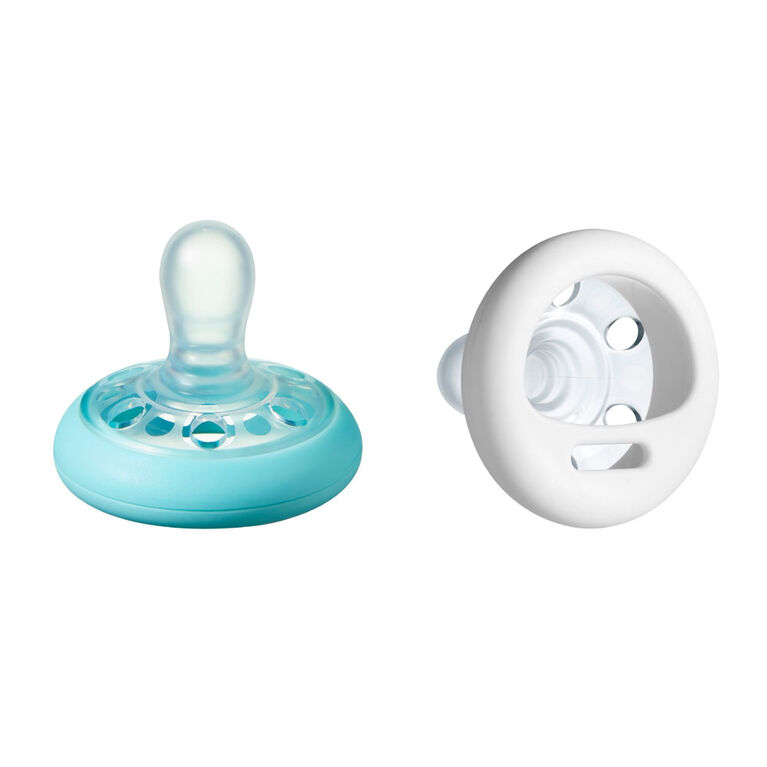 Tommee Tippee Breast-like Pacifier Soother 2-Pack, 0-6 months – White & Ice Blue