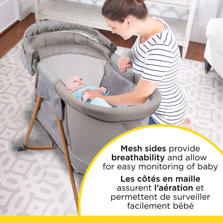 Safety 1st Amherst Bassinet - Stardust