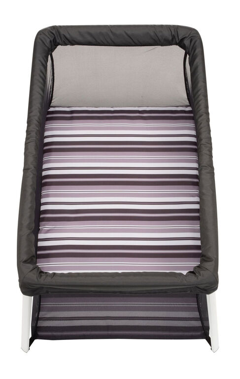 Cosco Easy Go Travel Playard - Barcode