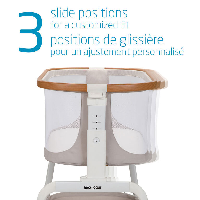 Maxi-Cosi Iora Bedside Bassinet - Horizon Sand