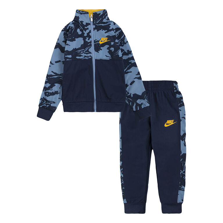 Nike camo set sales