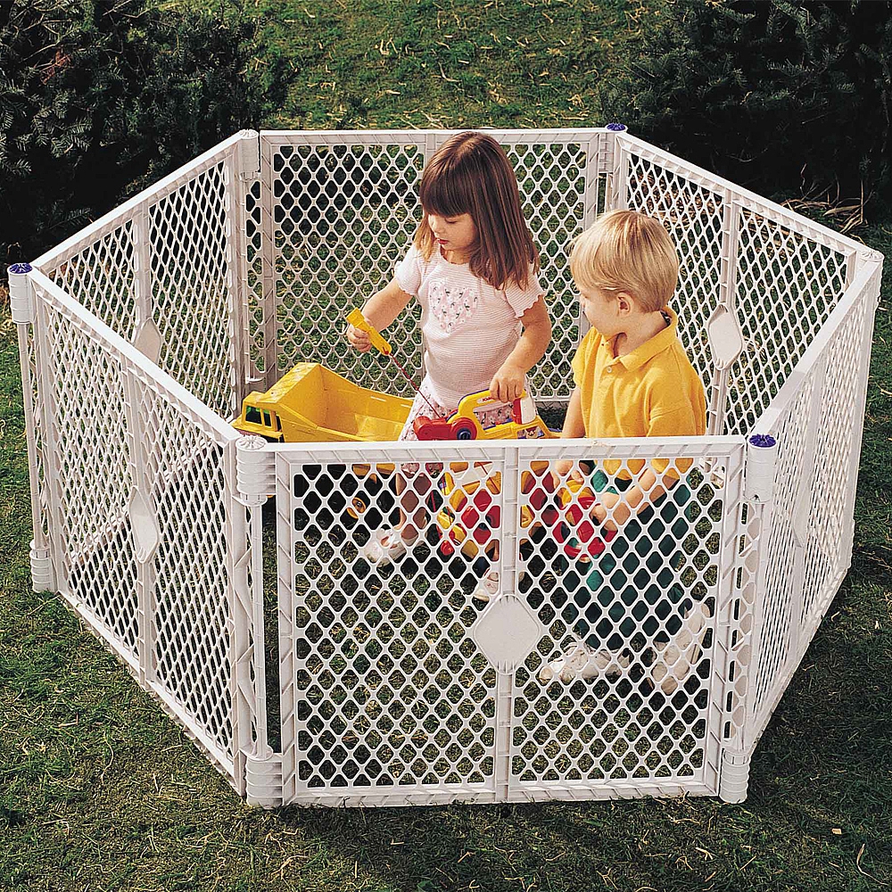 toys r us play yard