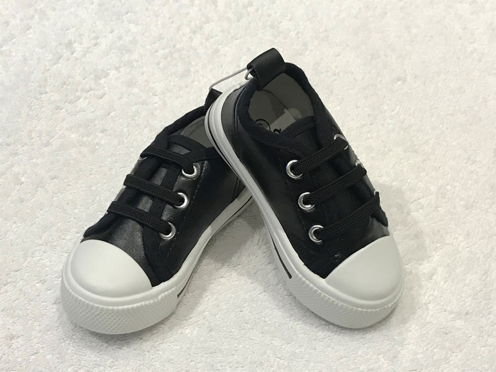 Tickle toes Black Hard Sole Shoe size 6 Babies R Us Canada